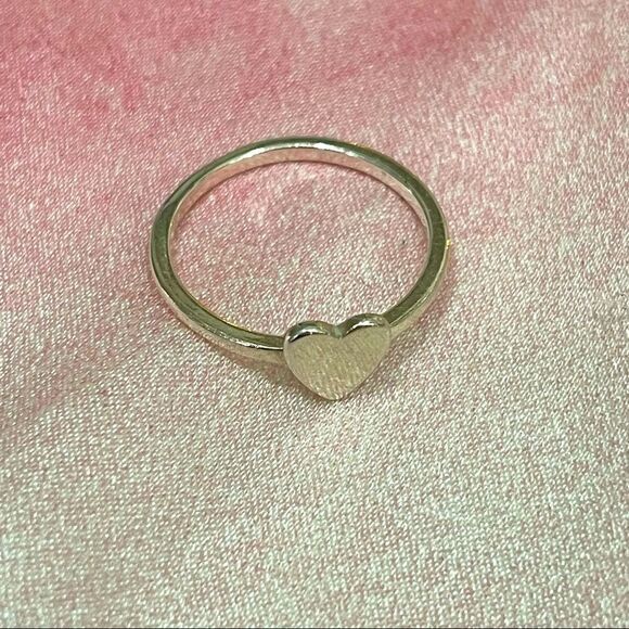 VERAMEAT HEART FILLED IN Sterling silver Ring Stackable Designer Valentine’s Day - Picture 5 of 8